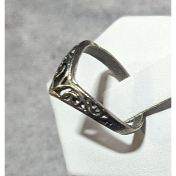 Elven Art Nouveau Scroll Silver Tone Chevron Ring Size 7 - Picture 11 of 14